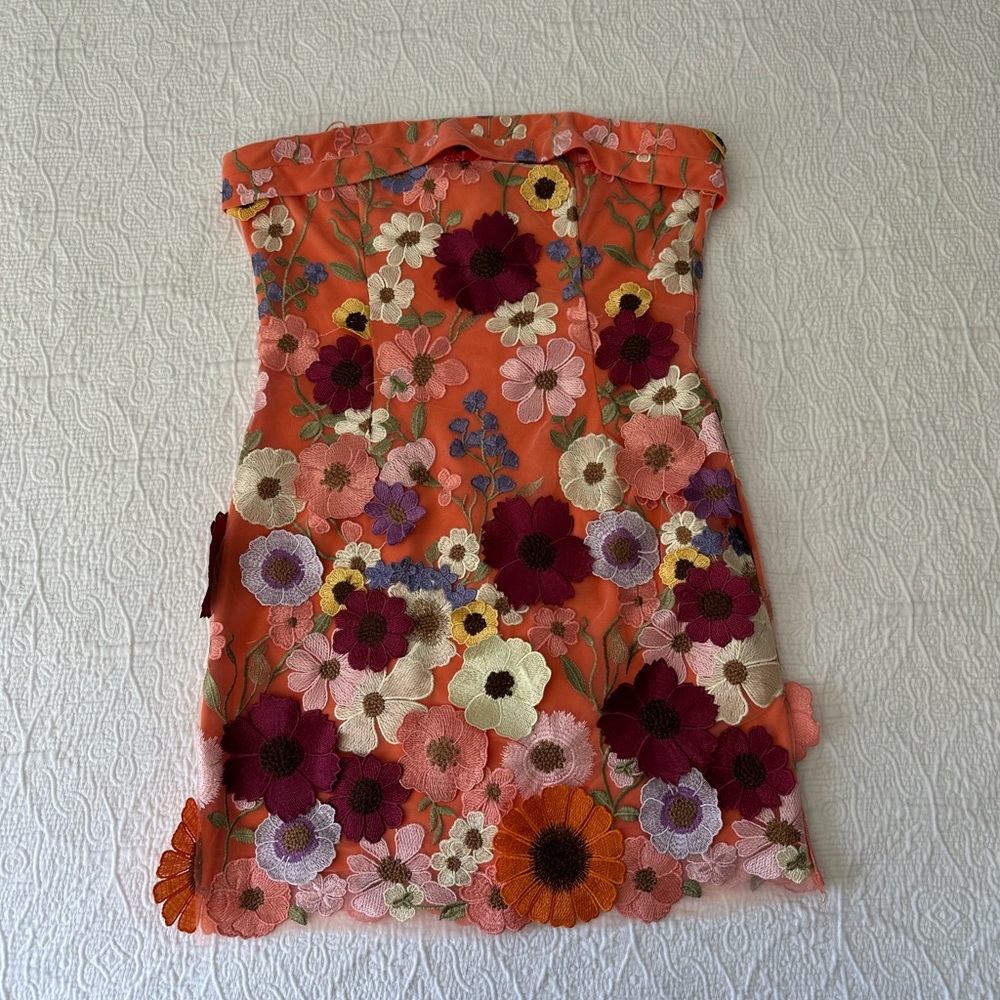 Embroidered Flower Strapless Dress